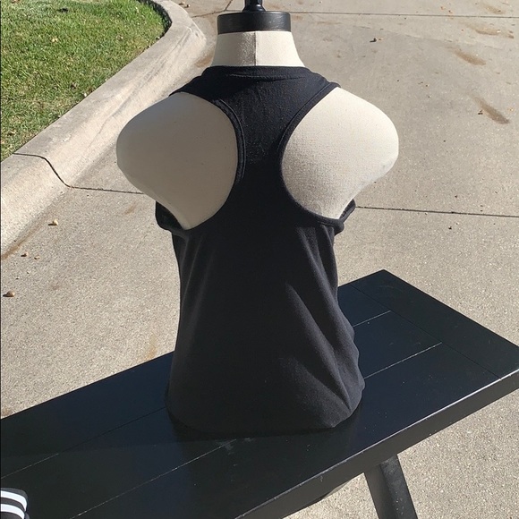 Adidas bundle! Tank shorts and Capri leggings - Picture 4 of 5